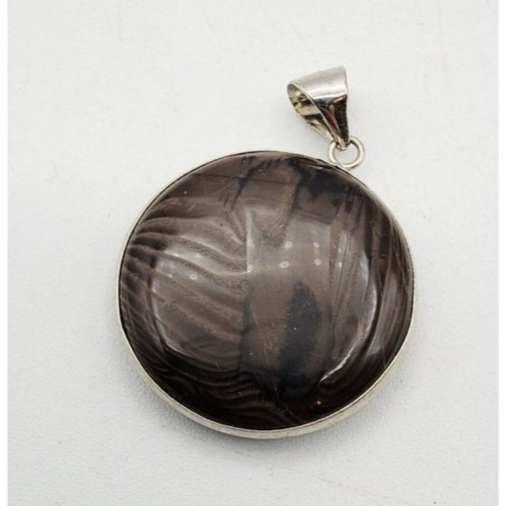 Round swirl style pendant 1.5"